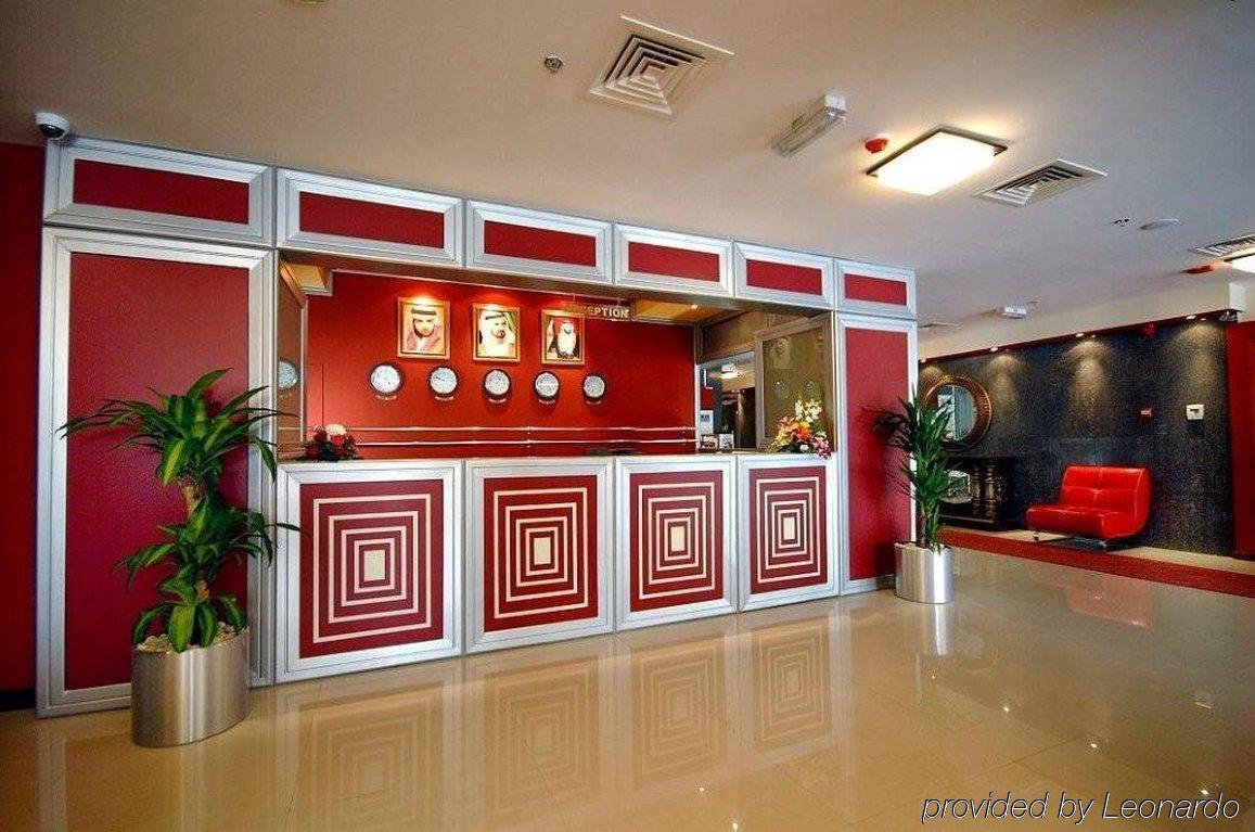 Golden Square Hotel Apartments Дубай Екстер'єр фото